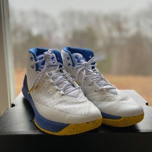 Under Armour Curry 3